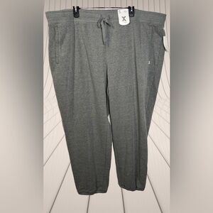 NWT Xersion 3X Gray Mid-rise Jogger Sweatpants